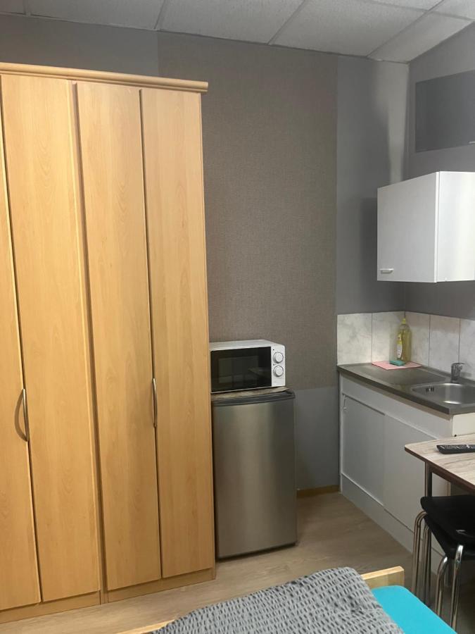 Hipokratios 3 Zimmer Mit Gemeinschaft Wc Fürth Dış mekan fotoğraf