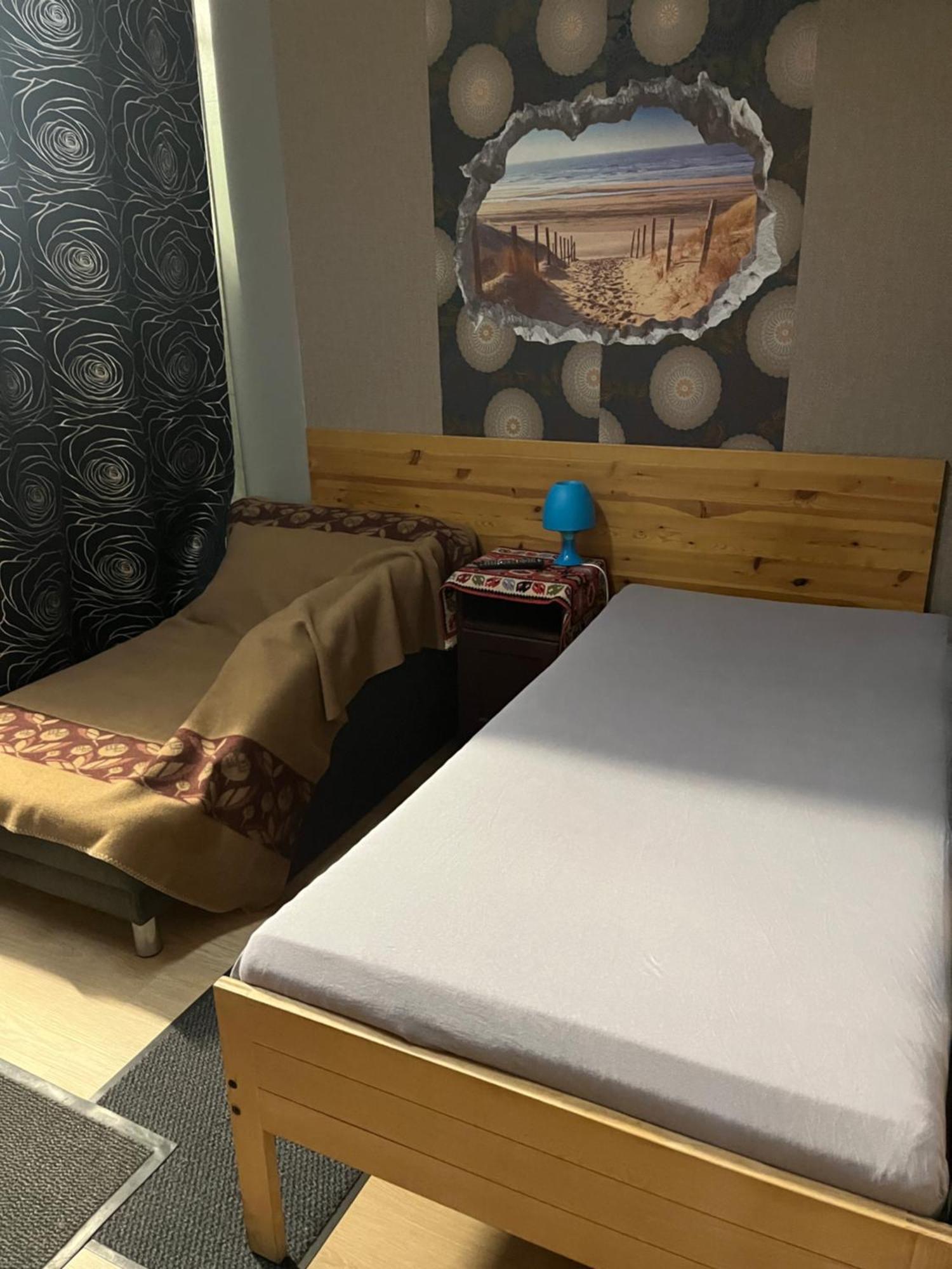 Hipokratios 3 Zimmer Mit Gemeinschaft Wc Fürth Dış mekan fotoğraf